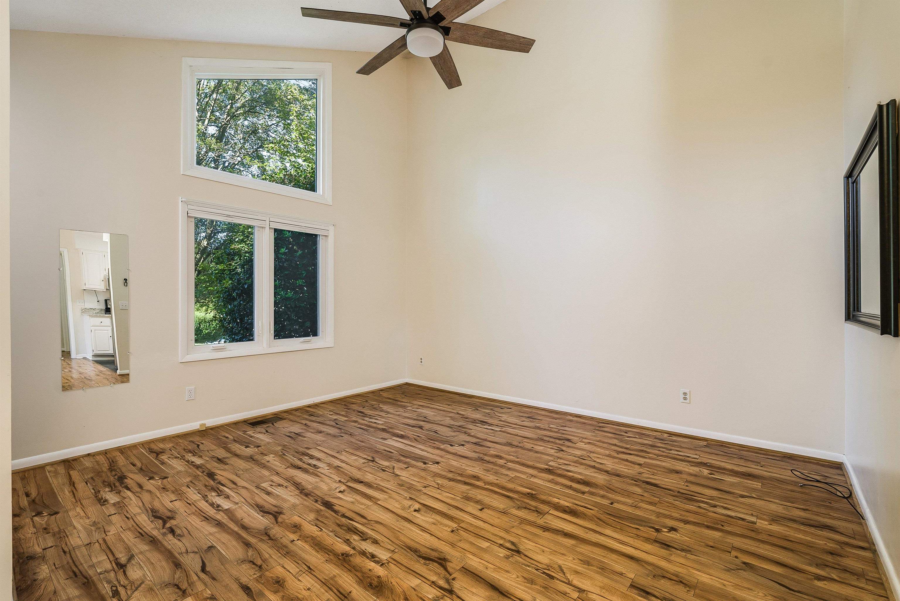1063 Rosedale Drive Harrisonburg, VA 22801 - Photo 9 of 33 Gallery Image 9