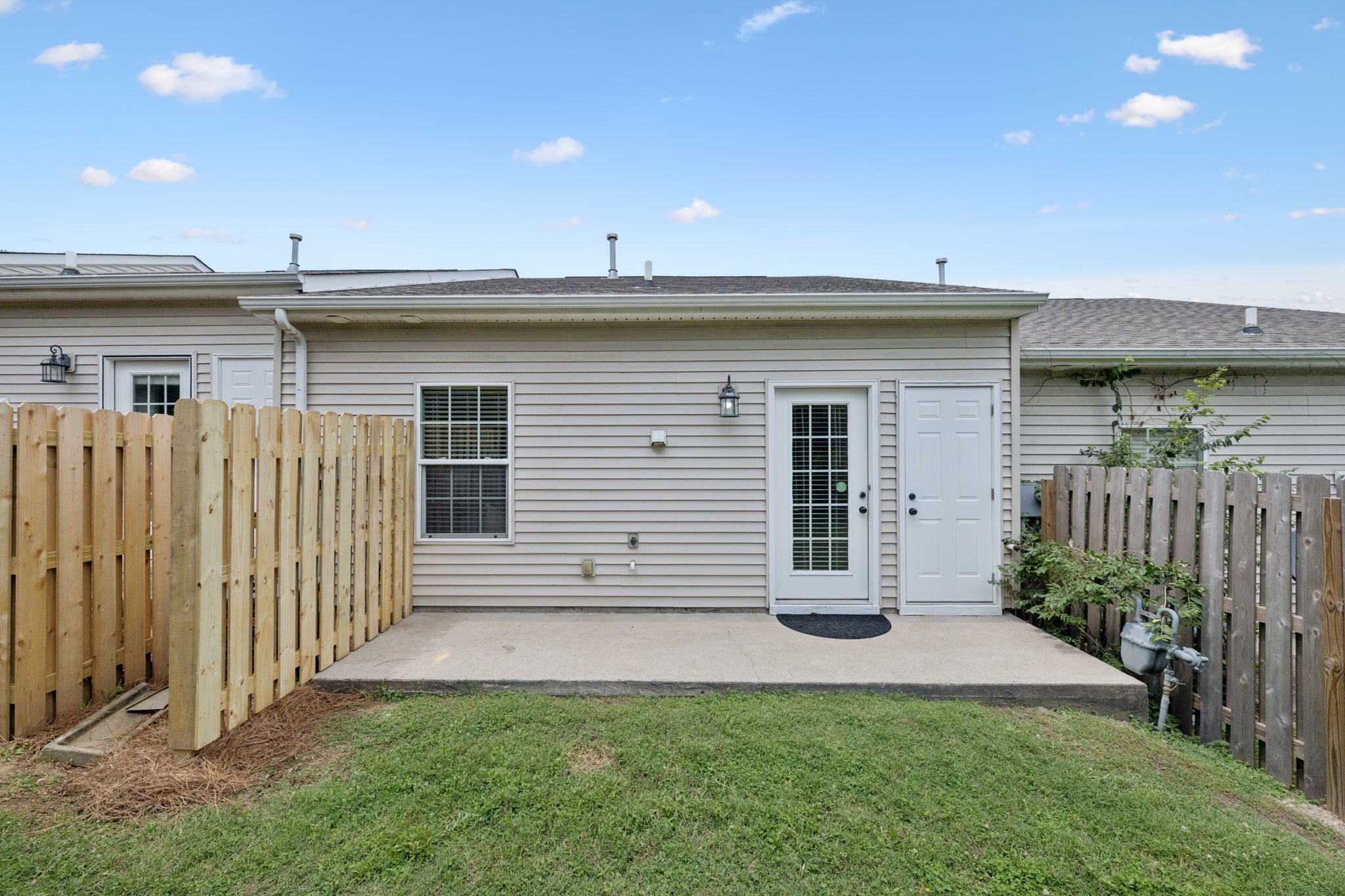 1101 Downs Boulevard, Unit 295 Franklin, TN 37064 - Photo 30 of 33 a view of a back yard of the house
