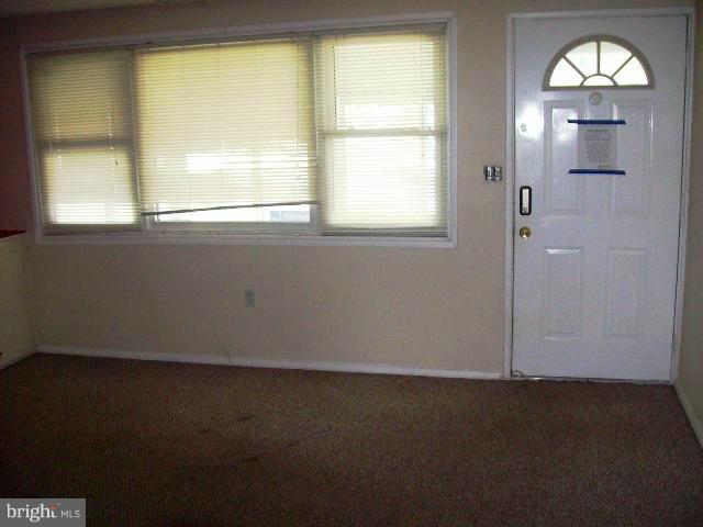 2739 Norfen Road Baltimore, MD 21227 - Photo 8 of 8 Interior (General)