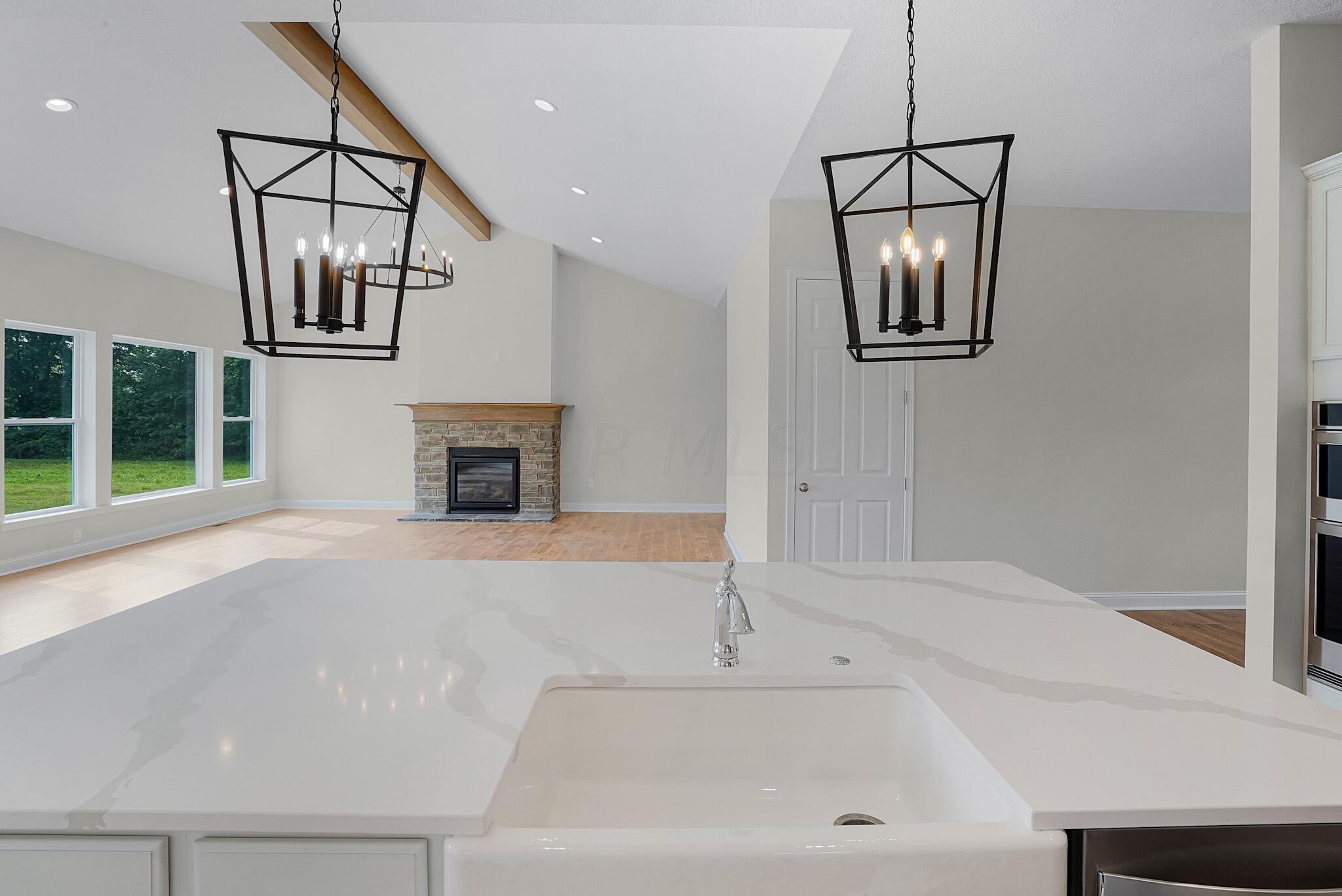 6986 State Rte 61 Sunbury, OH 43074 - Photo 28 of 88 Kitchen