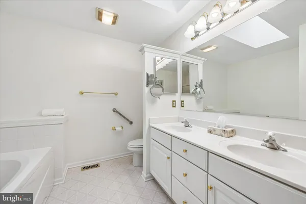 $429,000 | 309 Shannonbridge Drive, Hockessin, DE 19707