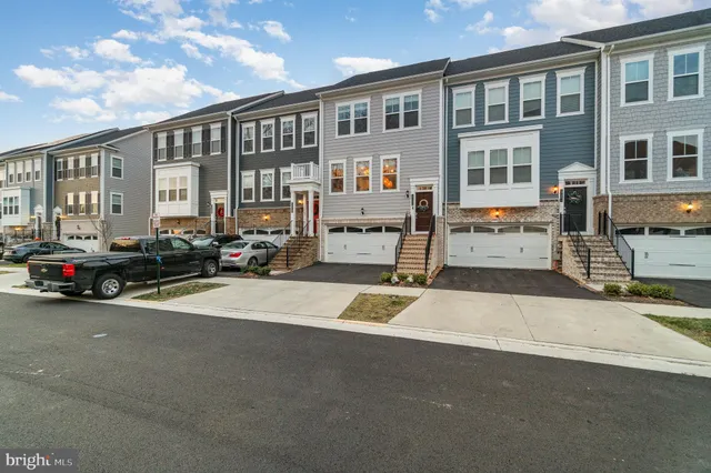 $3,900 | 17246 Turnstone Drive, Dumfries, VA 22026