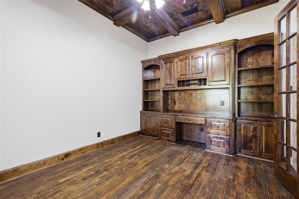 1453 Whitley Road Keller, TX 76248 - Photo 7 of 36