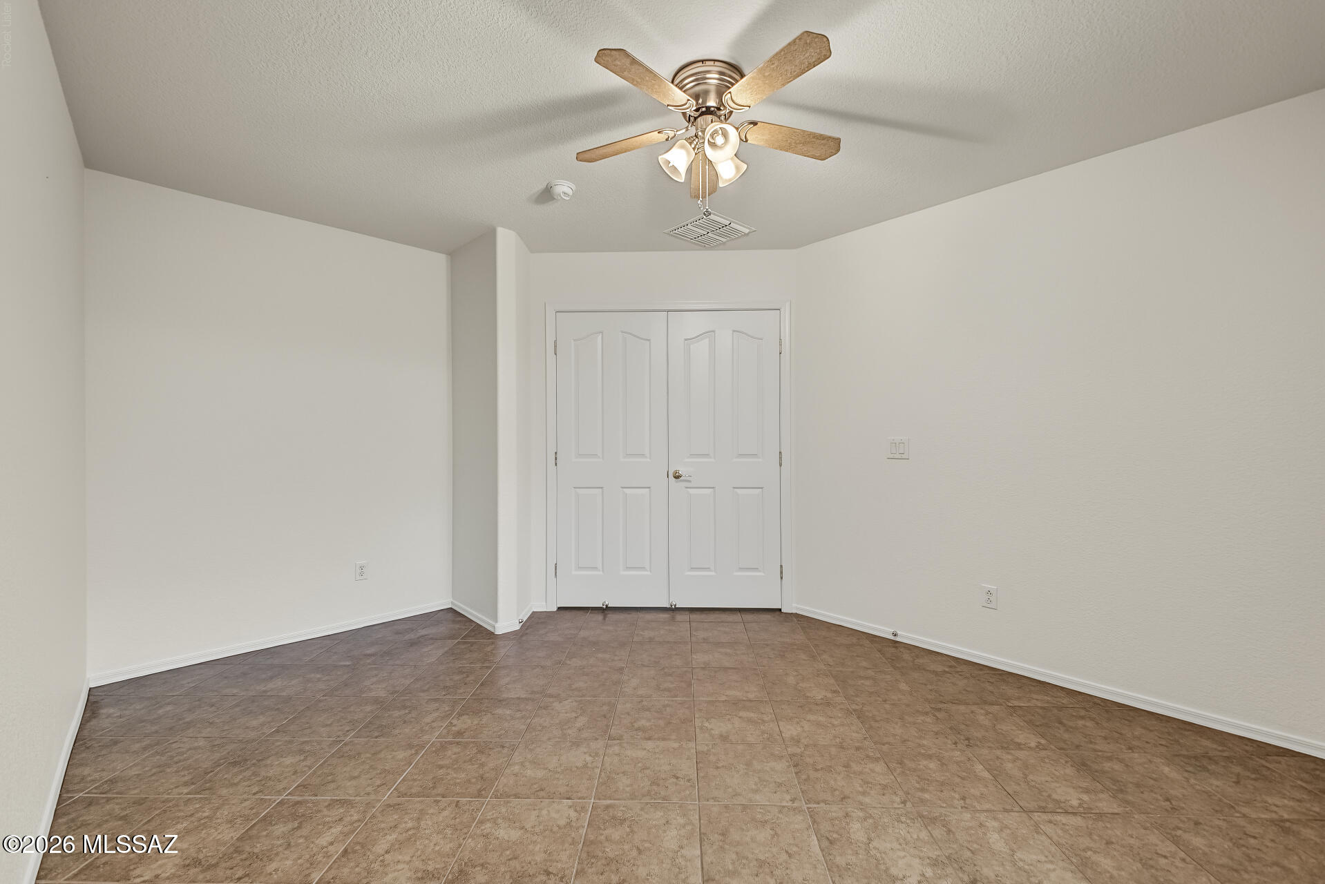 2701 East Sawyer Road Green Valley, AZ 85614 - Photo 20 of 36 Office/Den/3rd Bedroom
