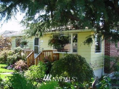 5201 42nd Avenue Southwest Seattle, WA 98136 - Photo 1 of 1