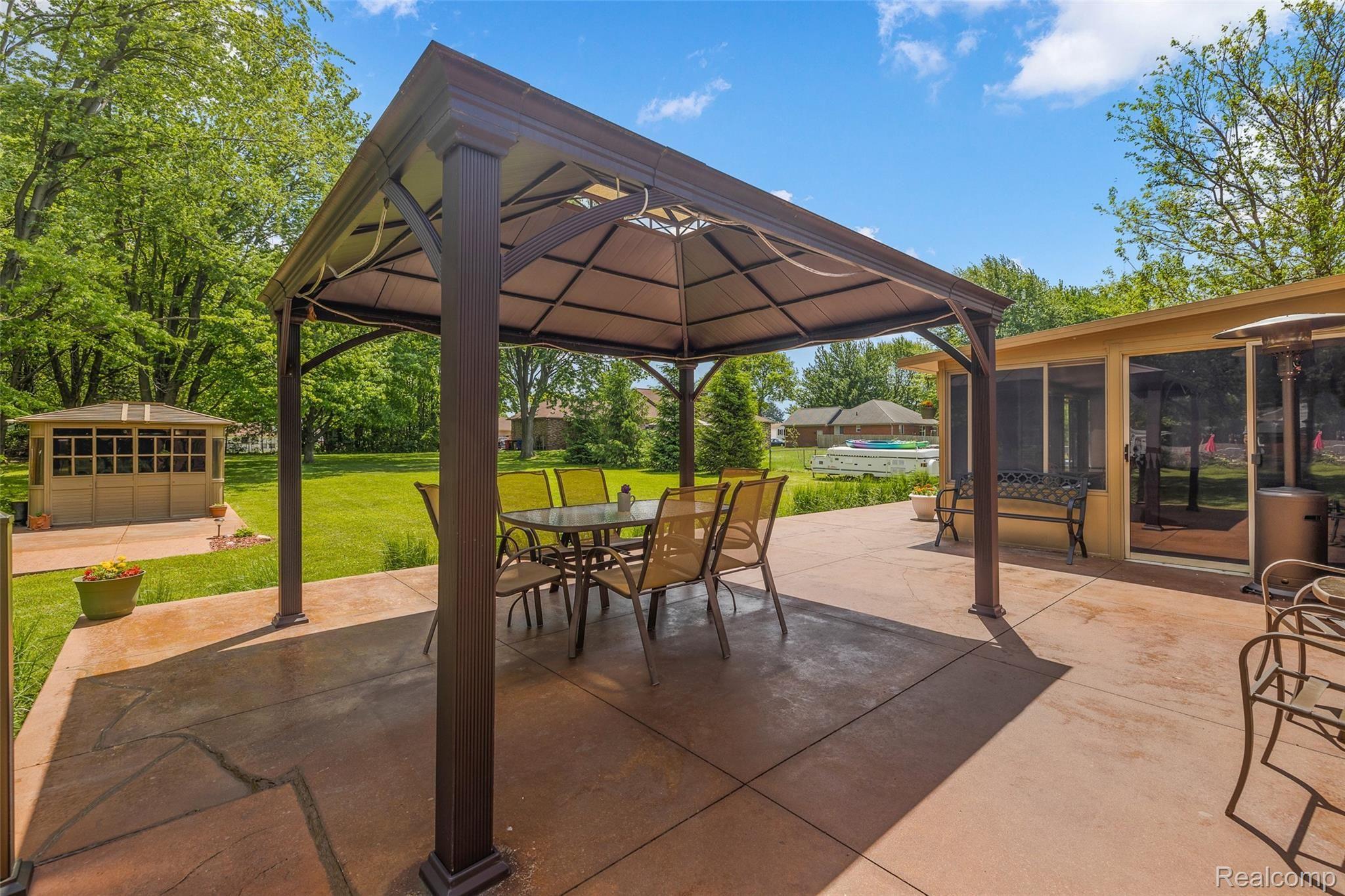 31588 Hayes Road Fraser, MI 48026 - Photo 18 of 58 31588 Hayes-5.jpg