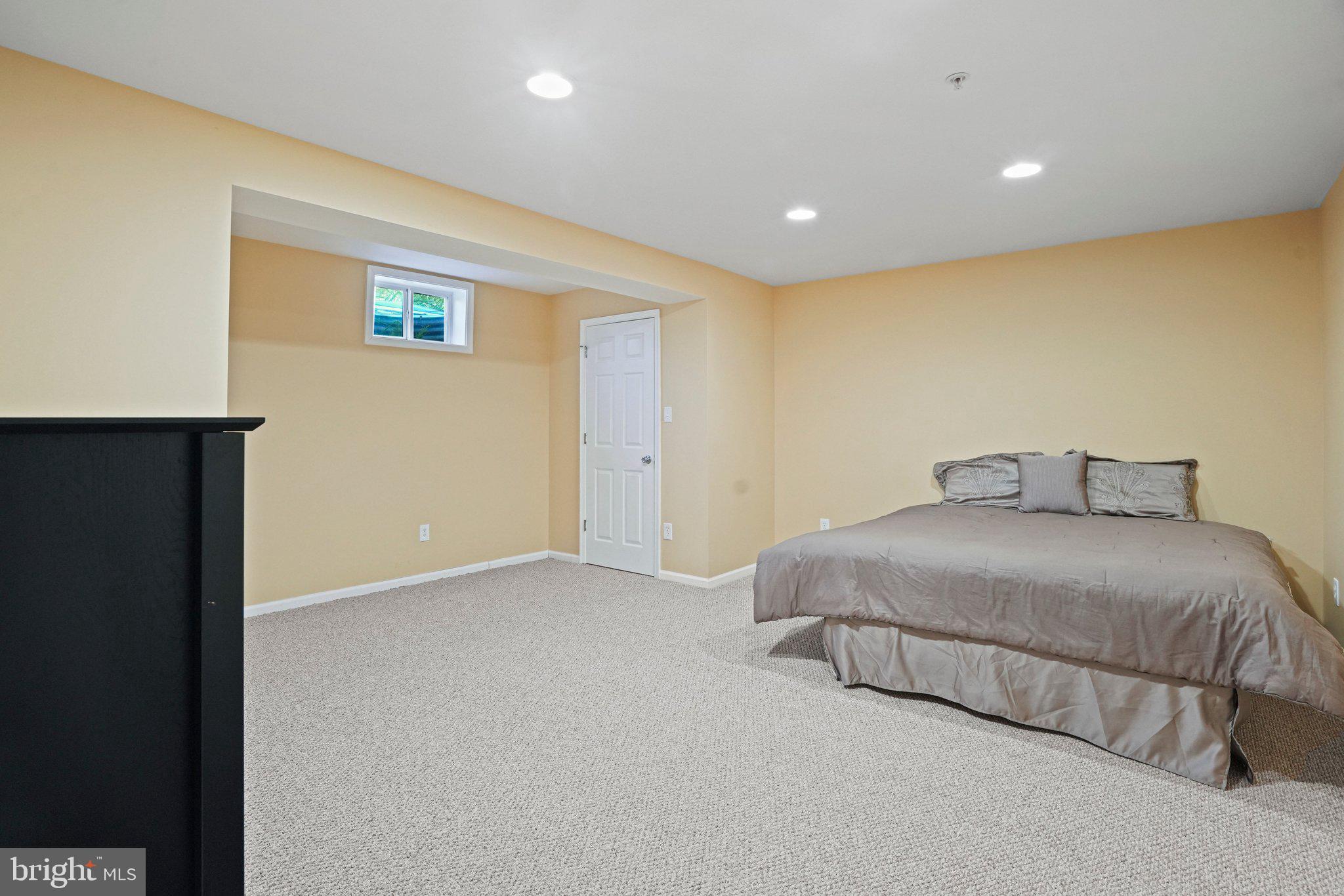 14514 Bubbling Spring Road Boyds, MD 20841 - Photo 29 of 35