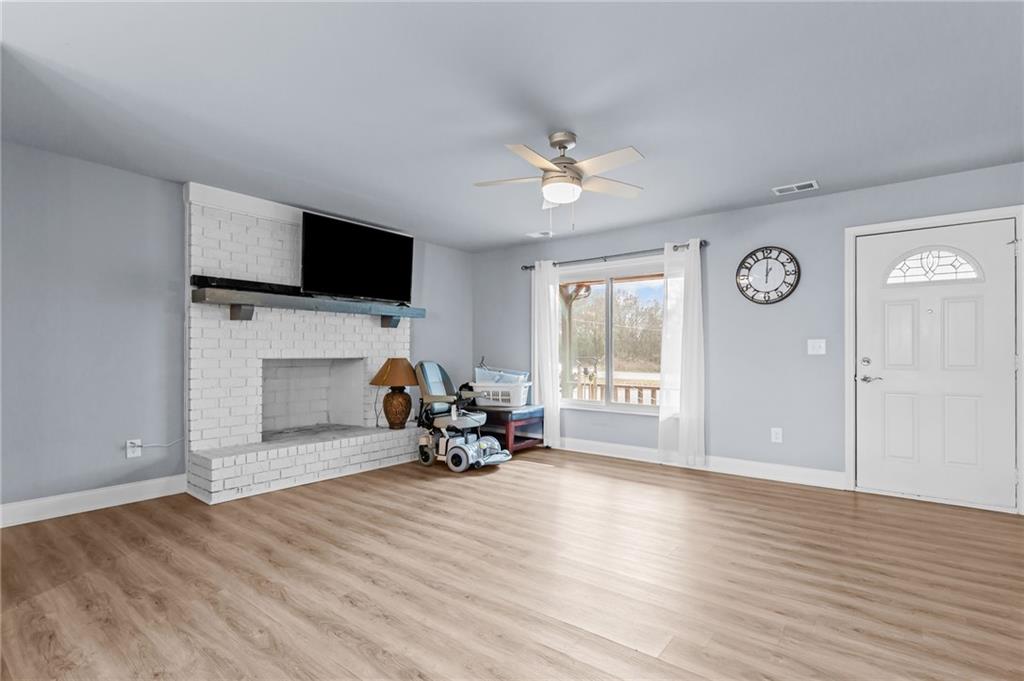 3685 Settingdown Road Cumming, GA 30028 - Photo 7 of 39