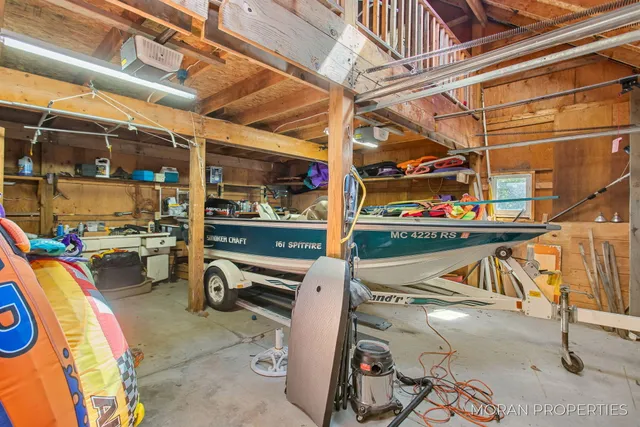 $829,900 | 4566 Lakeview Drive, Shelby, MI 49455