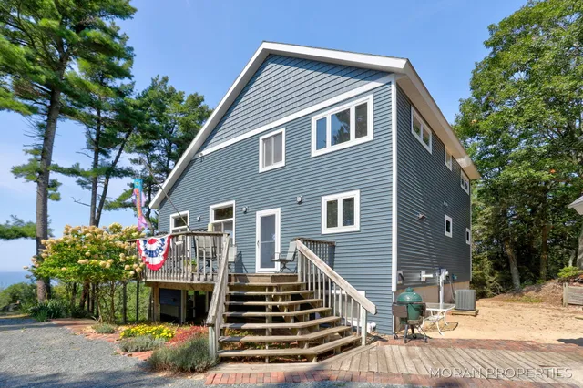 $829,900 | 4566 Lakeview Drive, Shelby, MI 49455