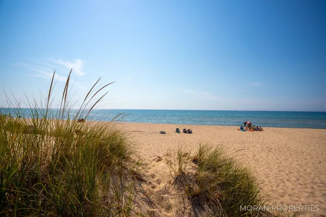 $829,900 | 4566 Lakeview Drive, Shelby, MI 49455