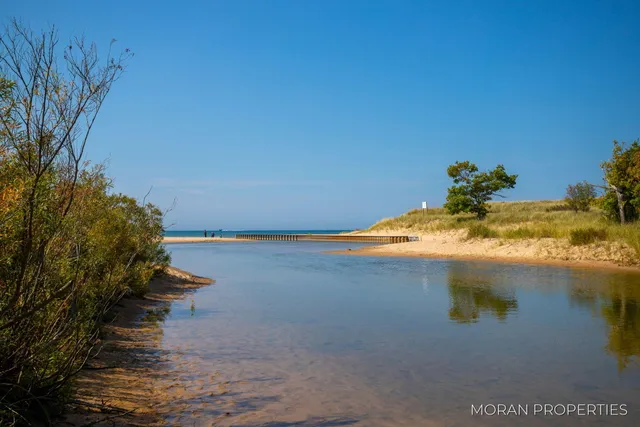 $829,900 | 4566 Lakeview Drive, Shelby, MI 49455