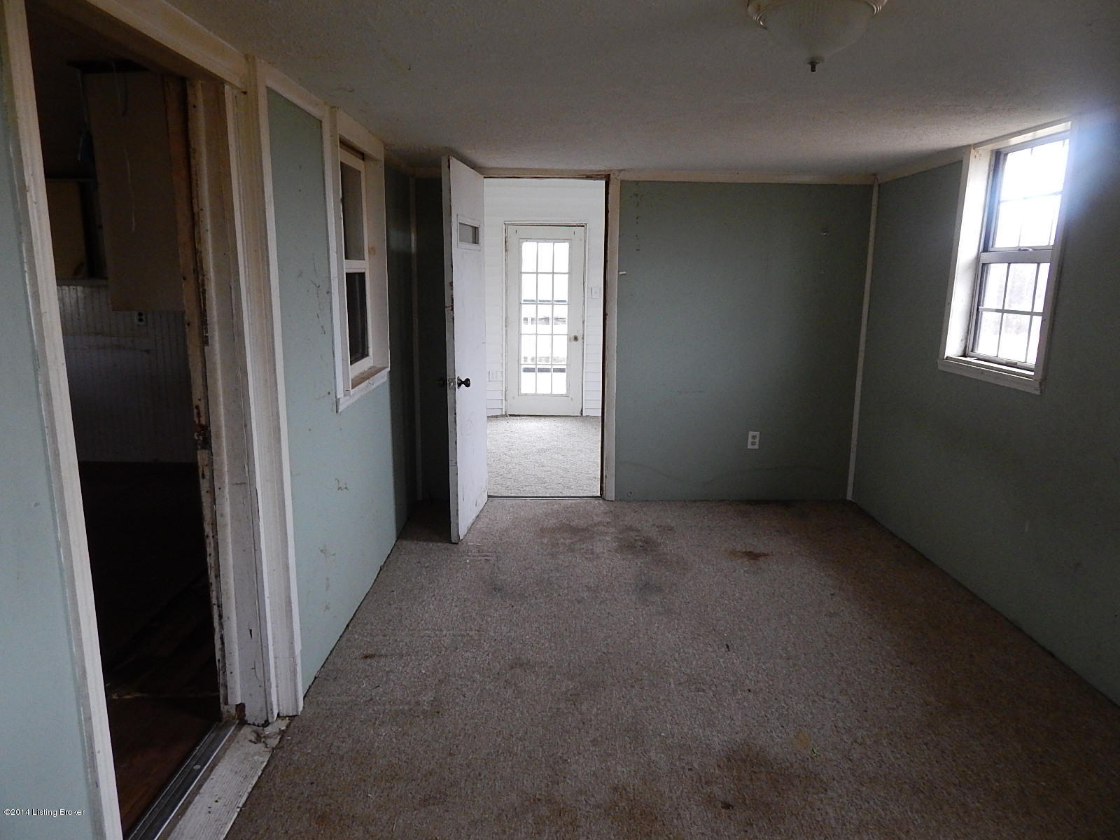 30 Lindsey Road Leitchfield, KY 42754 - Photo 19 of 32 30 lindsey bed two 5