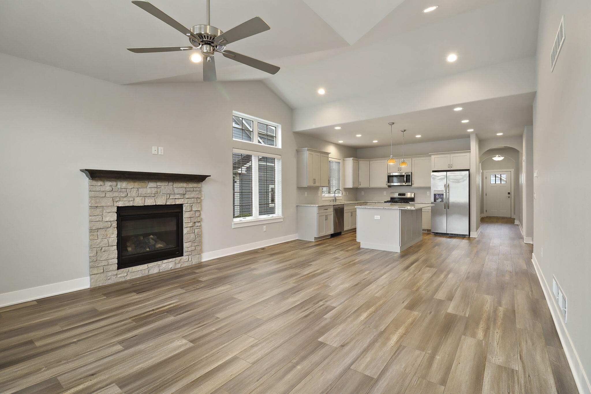 4706 South Cottage Lane Pleasant Prairie, WI 53158 - Photo 7 of 23 15-web-or-mls-K- 4706 N Cottage Ln 16, P