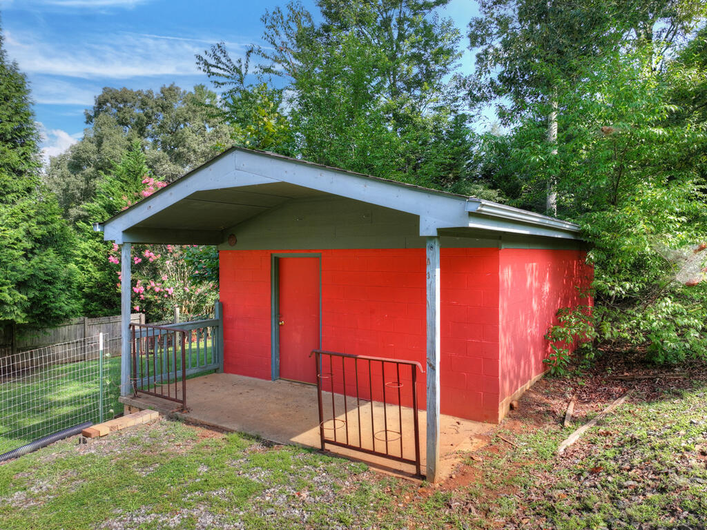 35 East Thomas Road Blue Ridge, GA 30513 - Photo 7 of 38 Gallery Image 7