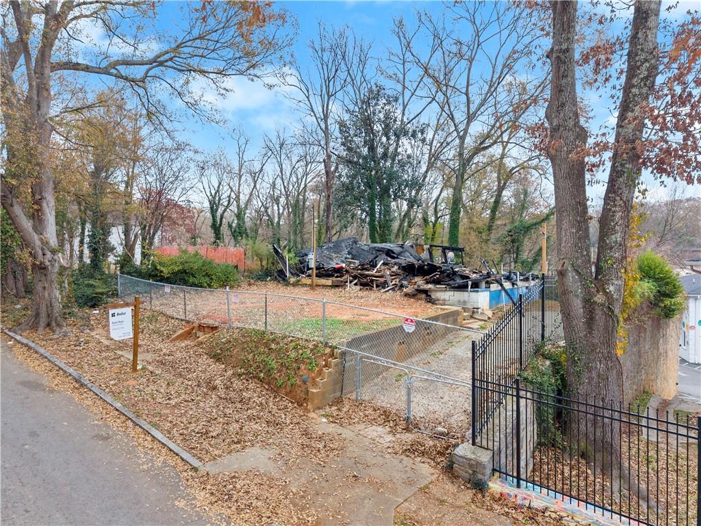 1196 Mobile Street Northwest Atlanta, GA 30314 - Photo 13 of 18