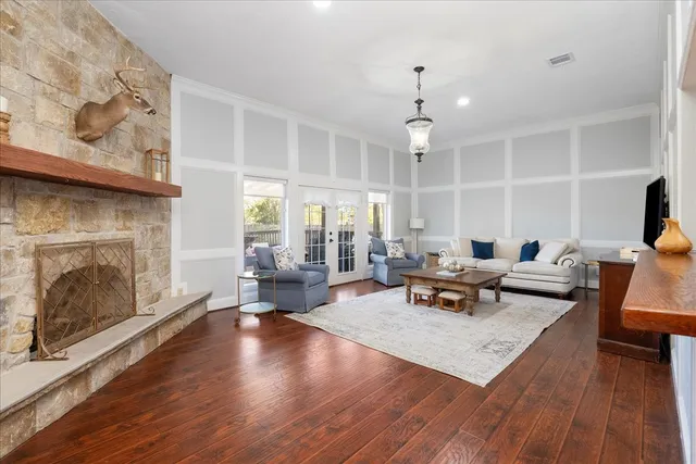 $472,000 | 31 Wellington Drive, Sugar Land, TX 77478