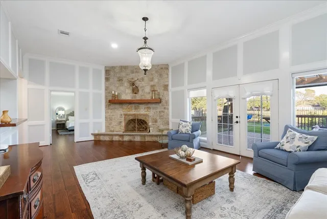 $472,000 | 31 Wellington Drive, Sugar Land, TX 77478