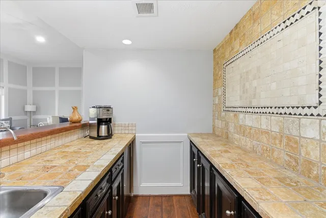 $472,000 | 31 Wellington Drive, Sugar Land, TX 77478