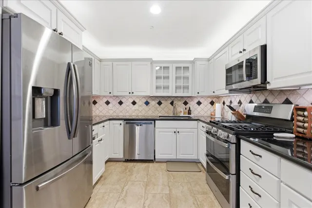 $472,000 | 31 Wellington Drive, Sugar Land, TX 77478