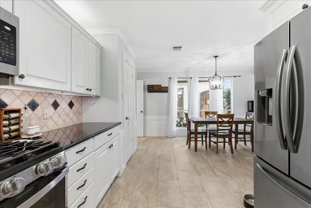 $472,000 | 31 Wellington Drive, Sugar Land, TX 77478