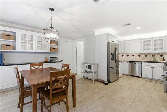 $472,000 | 31 Wellington Drive, Sugar Land, TX 77478