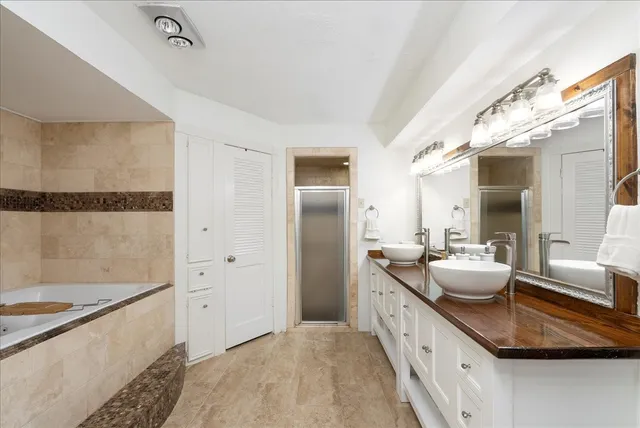 $472,000 | 31 Wellington Drive, Sugar Land, TX 77478