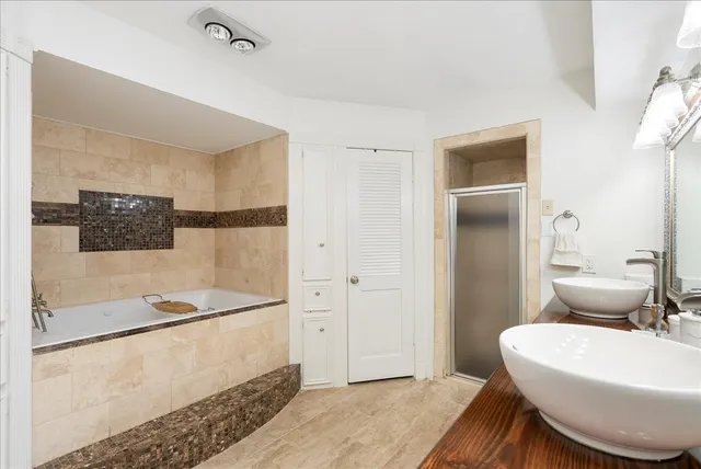 $472,000 | 31 Wellington Drive, Sugar Land, TX 77478