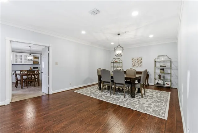 $472,000 | 31 Wellington Drive, Sugar Land, TX 77478