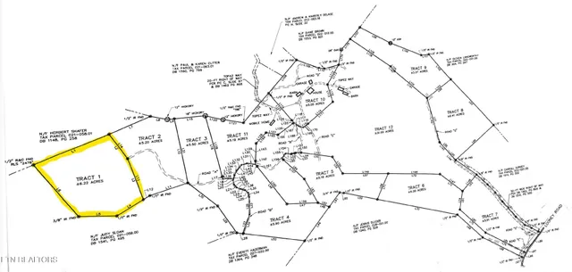 a picture of a wall with a white wall and a picture of a white wall