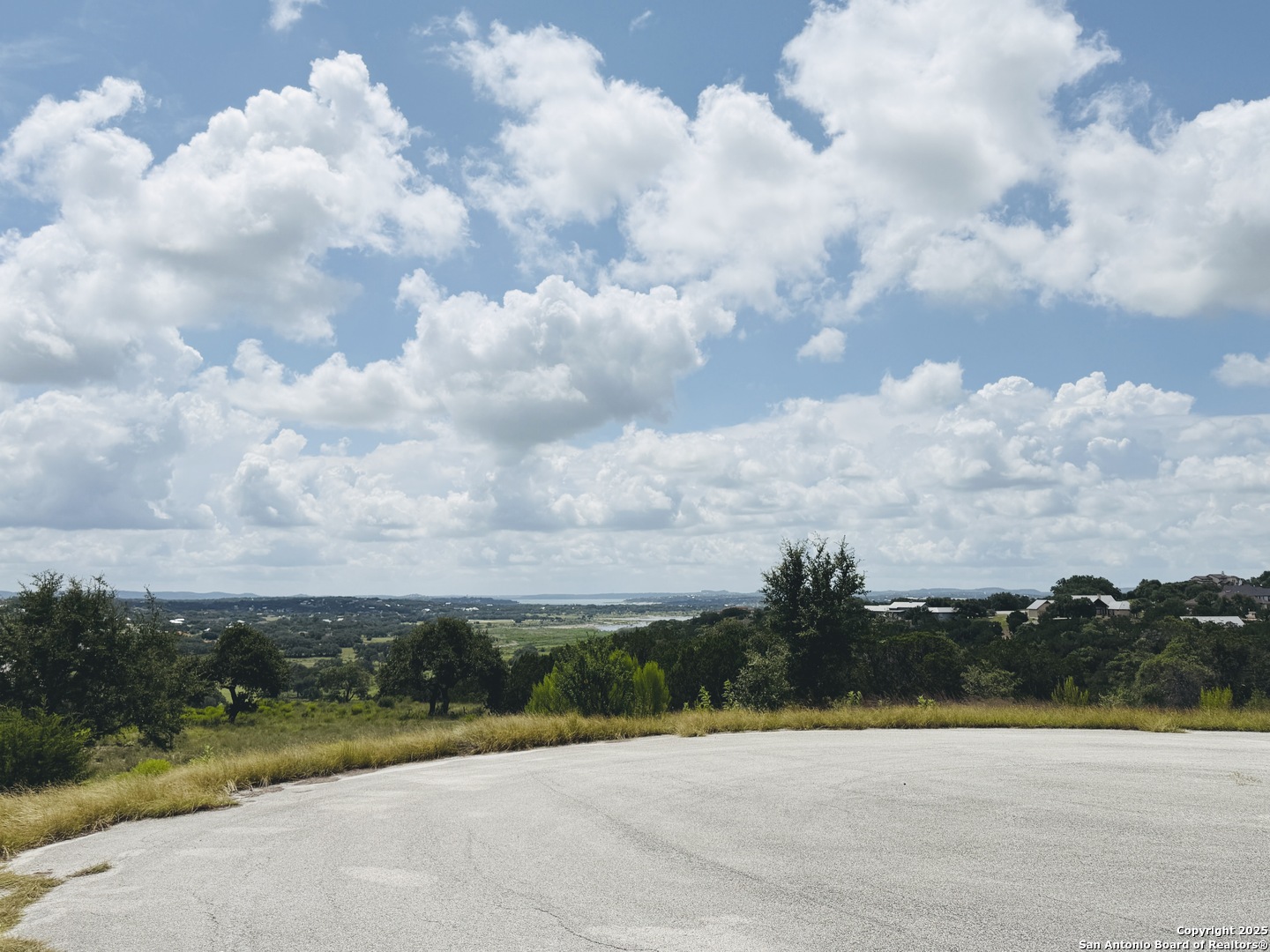 513 Gray Fox Spring Branch, TX 78070 - Photo 10 of 20 a view of a terrace