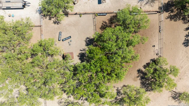 $4,080,000 | 2133 Lausen Road, Del Rio, TX 78840