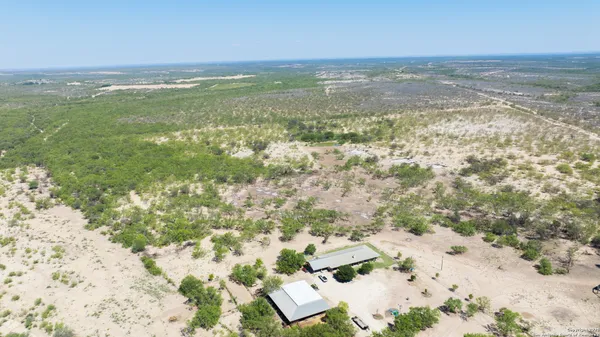 $4,080,000 | 2133 Lausen Road, Del Rio, TX 78840