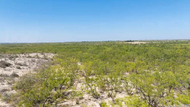 $4,080,000 | 2133 Lausen Road, Del Rio, TX 78840