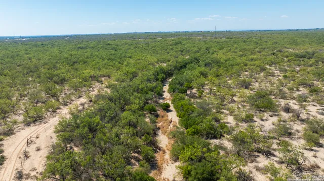 $4,080,000 | 2133 Lausen Road, Del Rio, TX 78840