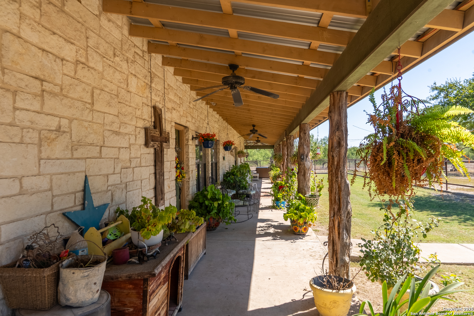 2133 Lausen Road Del Rio, TX 78840 - Photo 9 of 49