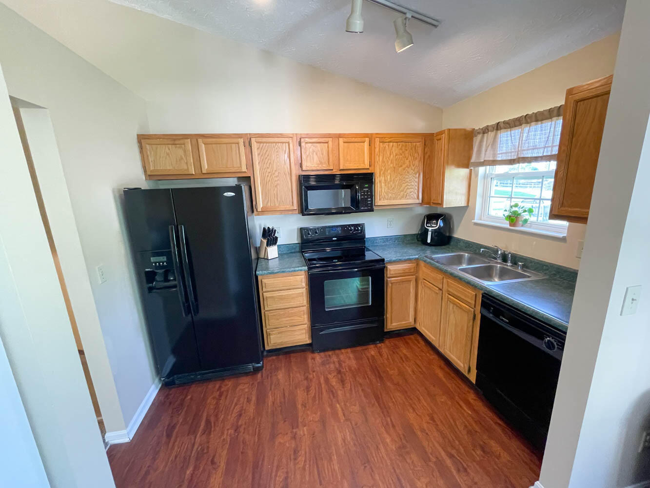 1414 R R J Lane Union, KY 41091 - Photo 9 of 42 Gallery Image 9