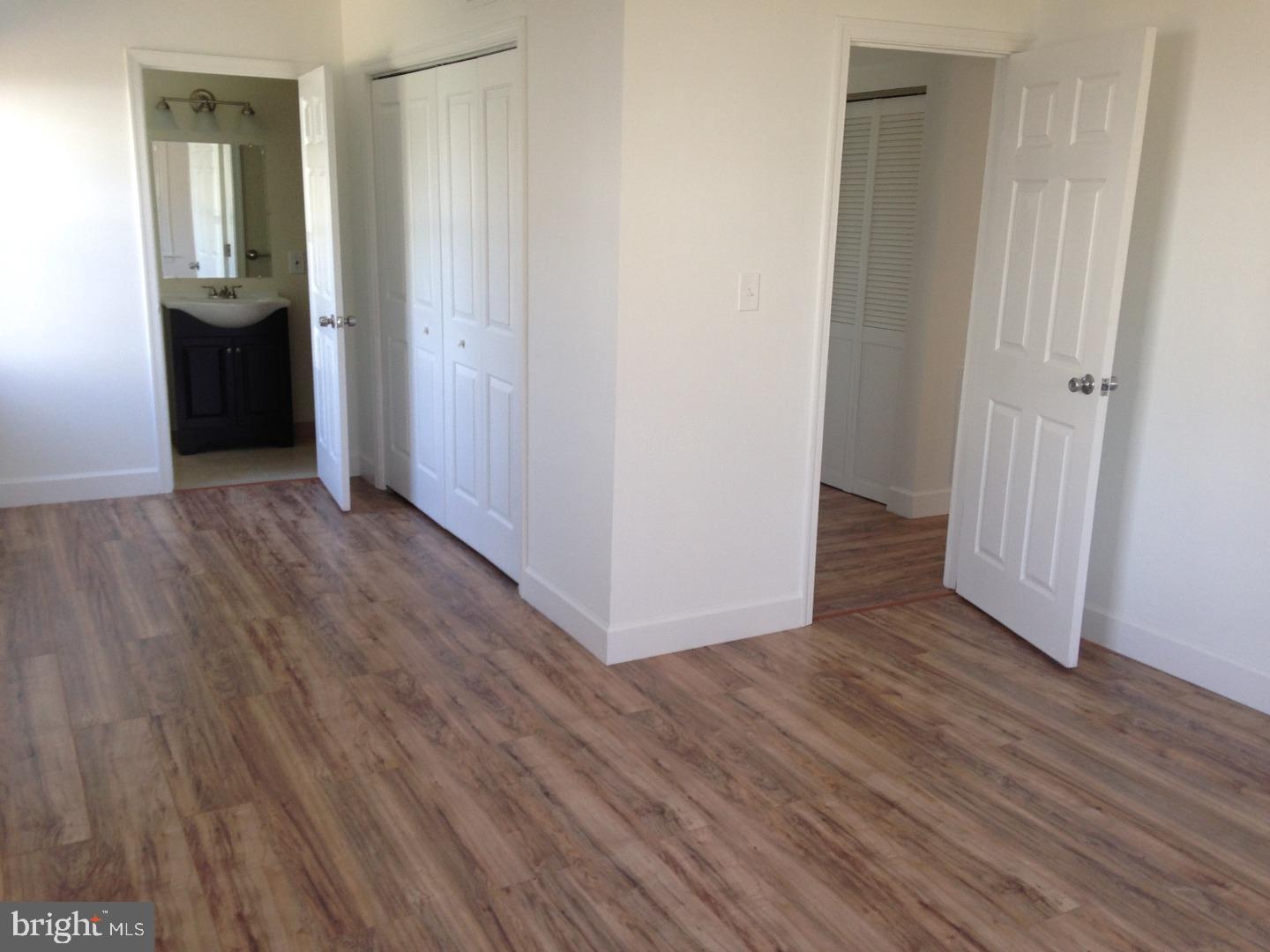 6 South Sunset Road Willingboro, NJ 08046 - Photo 8 of 17 Bedroom - Main