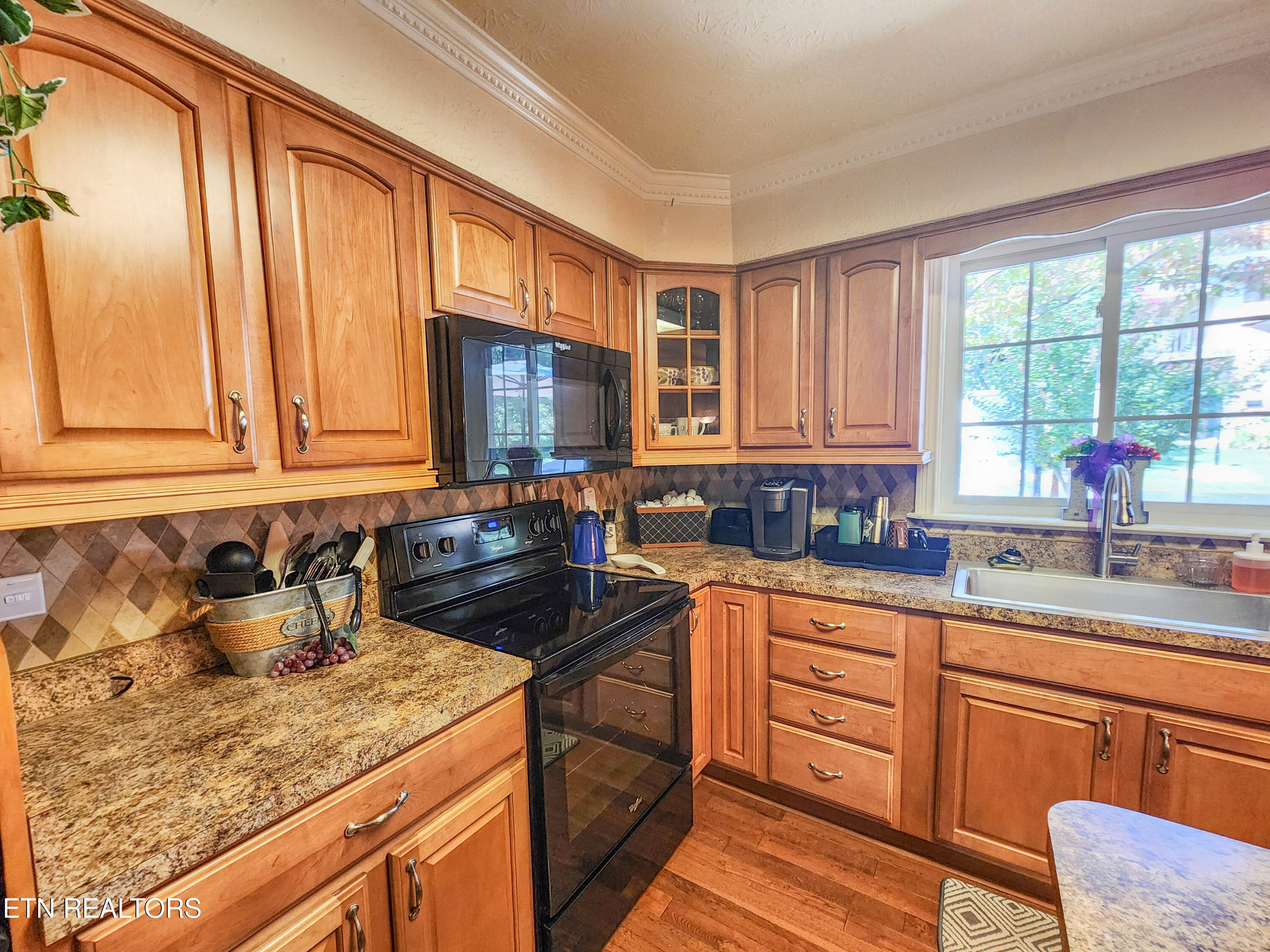 319 Tater Valley Road Luttrell, TN 37779 - Photo 11 of 51 319 tater valley kitchen4