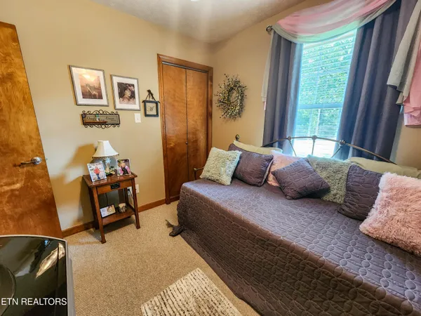 $499,900 | 319 Tater Valley Road, Luttrell, TN 37779