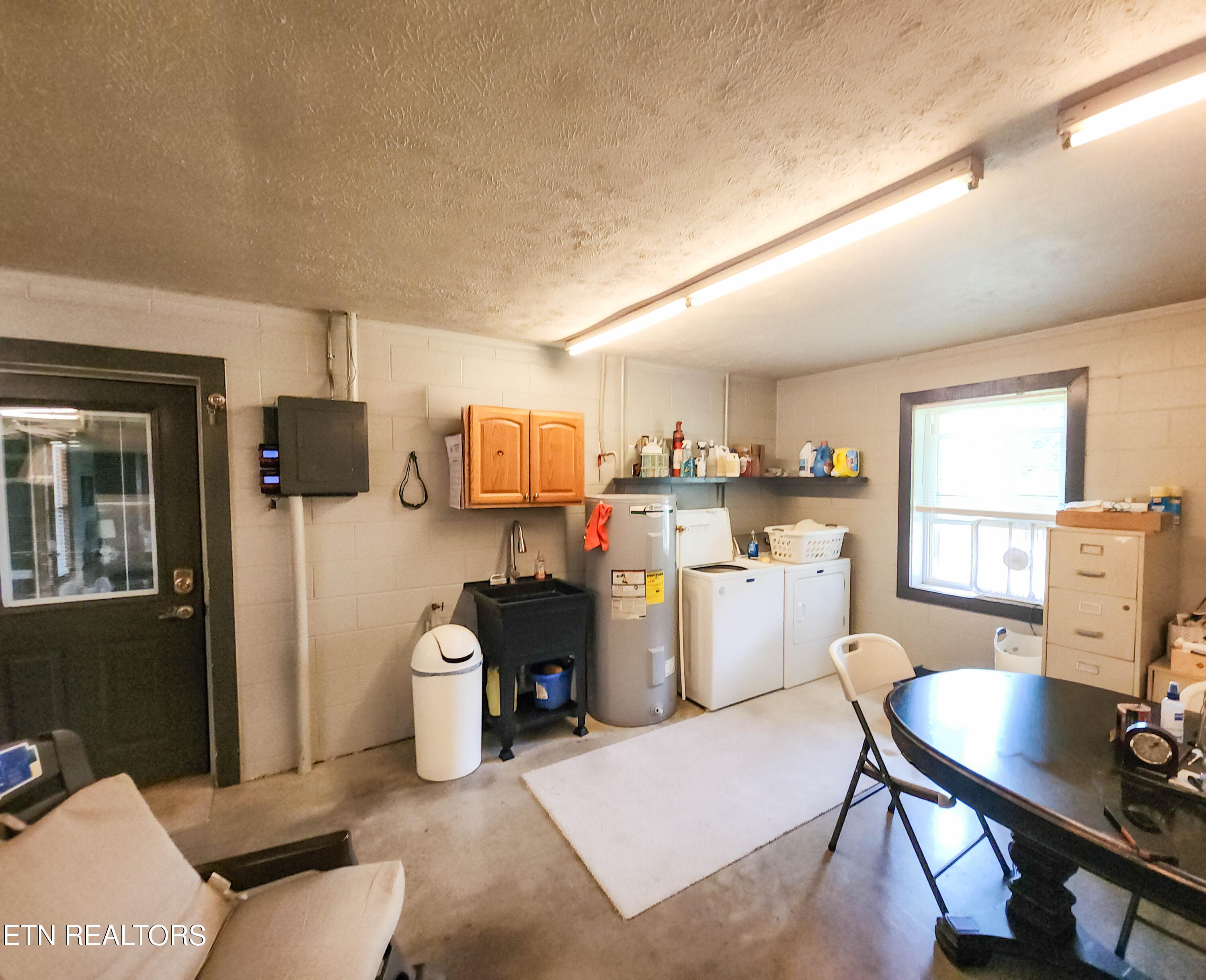 319 Tater Valley Road Luttrell, TN 37779 - Photo 36 of 51 319 tater valley laundry2