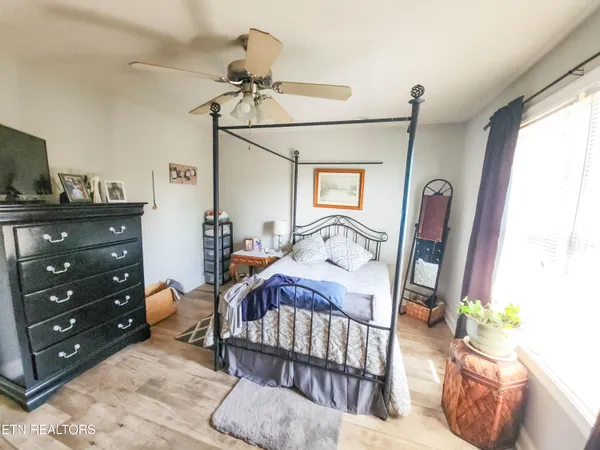 $499,900 | 319 Tater Valley Road, Luttrell, TN 37779