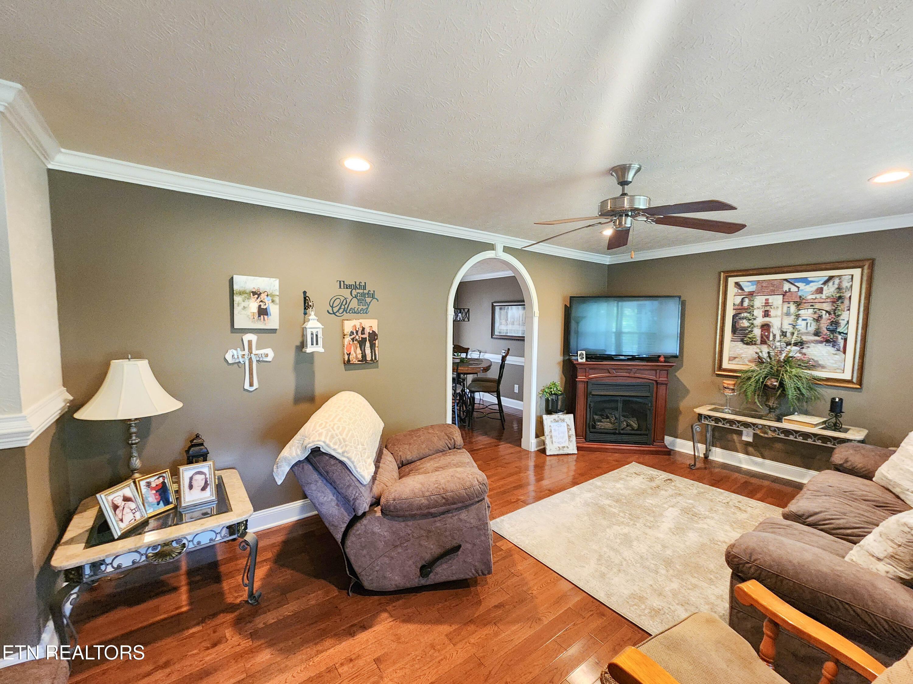 319 Tater Valley Road Luttrell, TN 37779 - Photo 5 of 51 319 tater valley livingrm