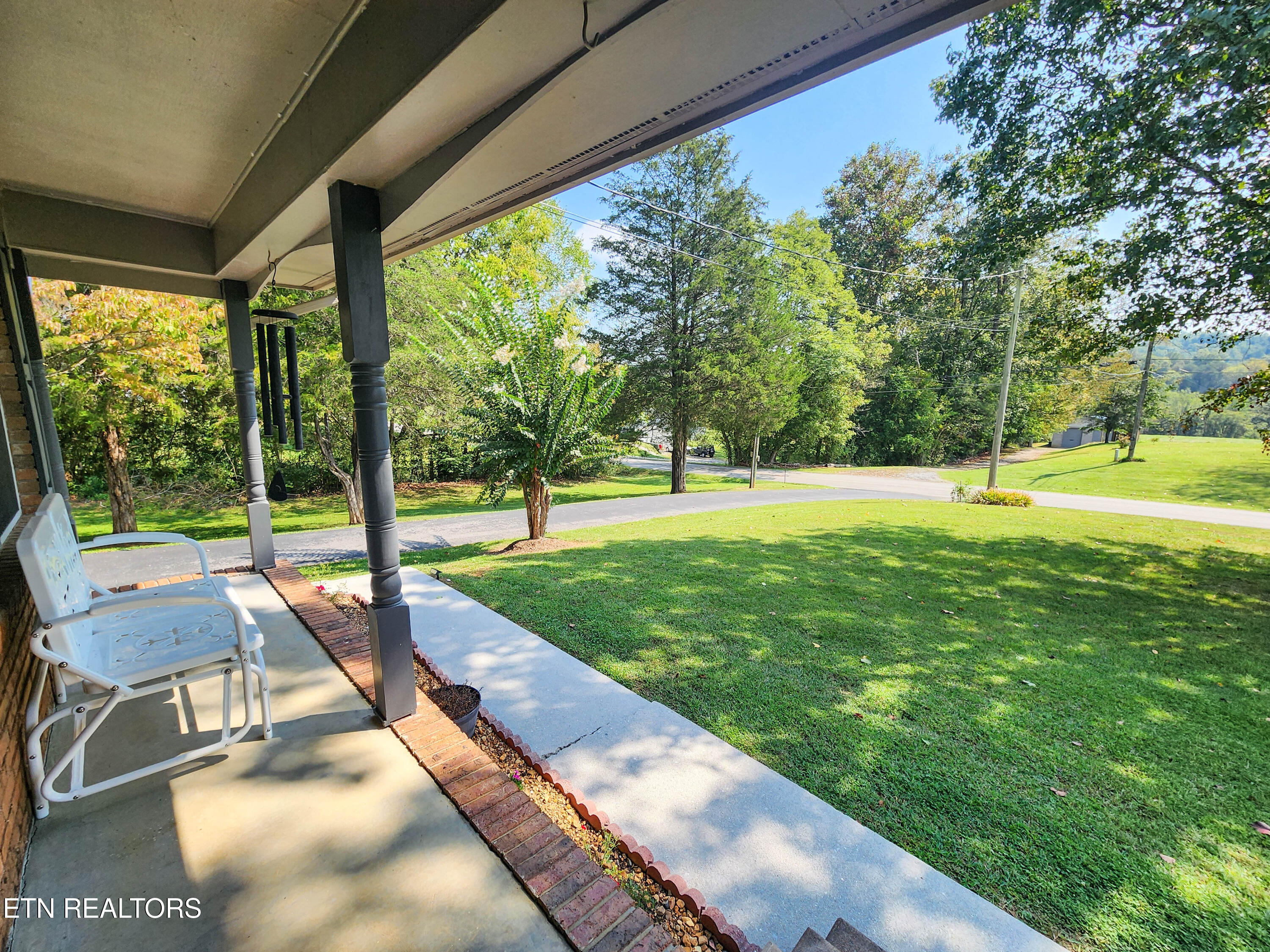 319 Tater Valley Road Luttrell, TN 37779 - Photo 7 of 51 319 tater valley frnt prch2