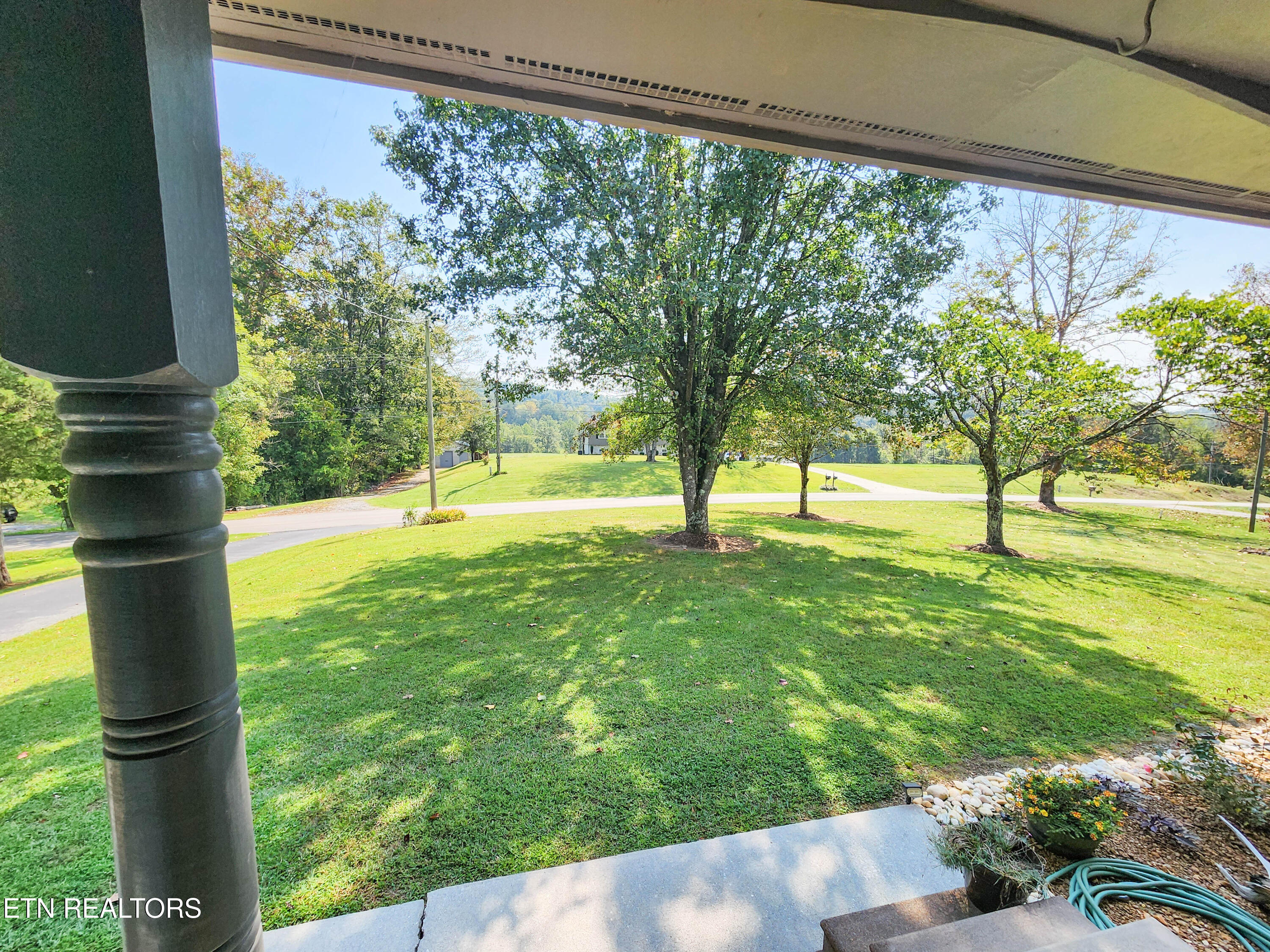 319 Tater Valley Road Luttrell, TN 37779 - Photo 8 of 51 319 tater valley frnt prch