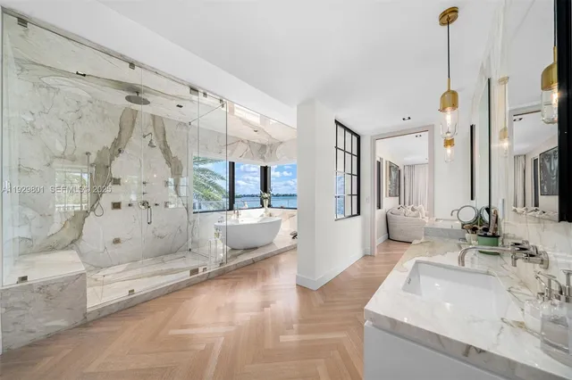 $12,975,000 | 1995 Northeast 118th Road, North Miami, FL 33181