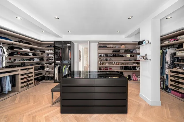 $12,975,000 | 1995 Northeast 118th Road, North Miami, FL 33181