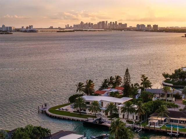 $12,975,000 | 1995 Northeast 118th Road, North Miami, FL 33181