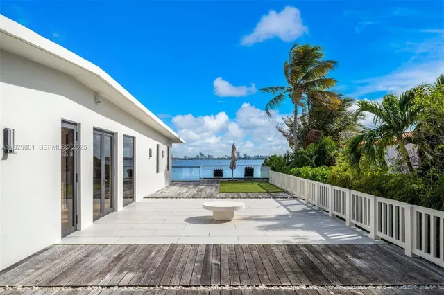 $12,975,000 | 1995 Northeast 118th Road, North Miami, FL 33181