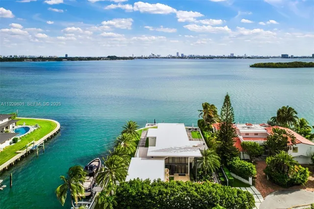 $12,975,000 | 1995 Northeast 118th Road, North Miami, FL 33181